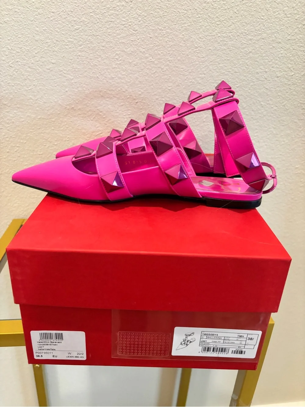 Valentino Garavani 'Roman Rockstud' Flats Pink, Size 38.5